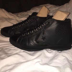 Converse shoes size 11